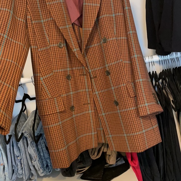 Women’s Aritzia jacket - Picture 2 of 3